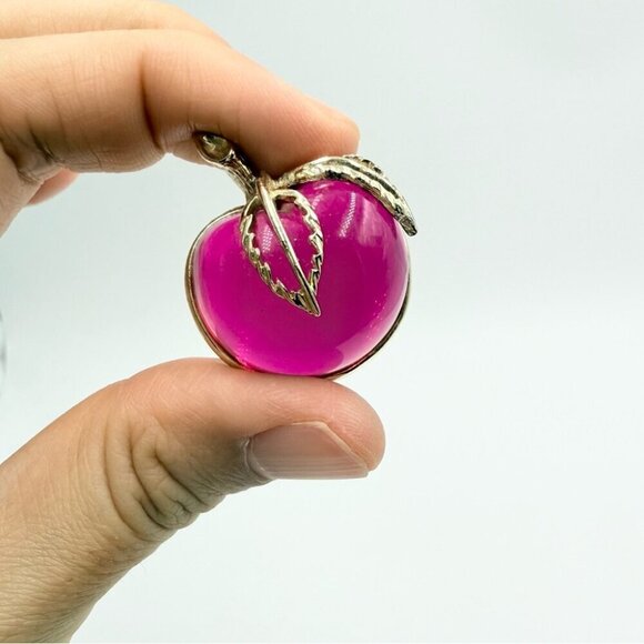 Vintage Five Red Gold Tone Enamel Strawberry Jelly Cherry Heart Brooches Lot - Picture 3 of 12